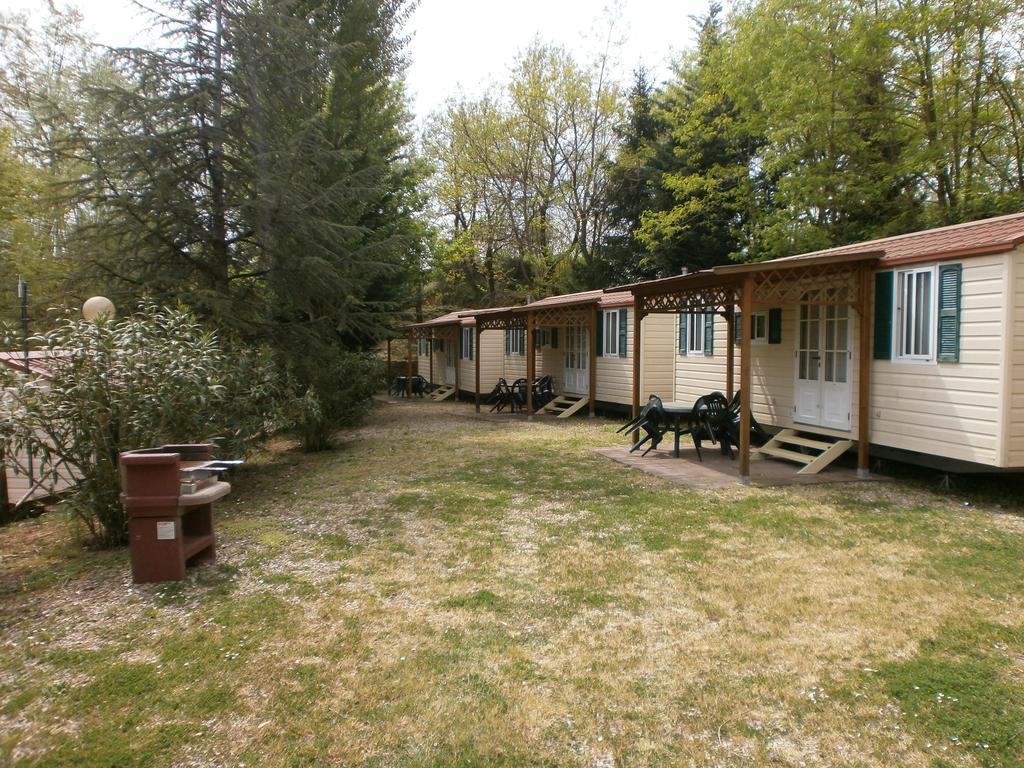Camping Village Il Poggetto Troghi Экстерьер фото