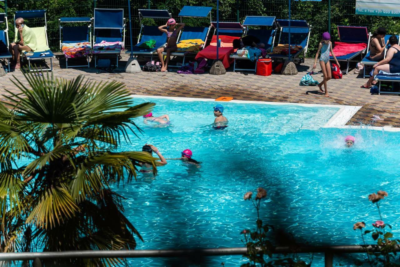 Camping Village Il Poggetto Troghi Экстерьер фото